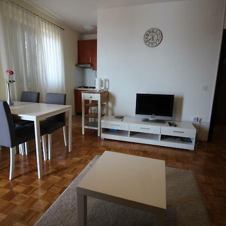 Apartments Nikola Нови-Винодолски Экстерьер фото