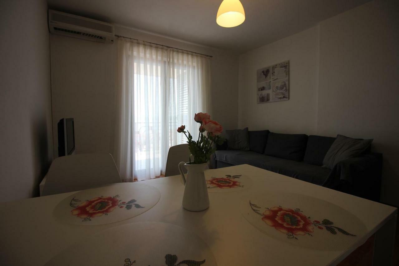 Apartments Nikola Нови-Винодолски Экстерьер фото
